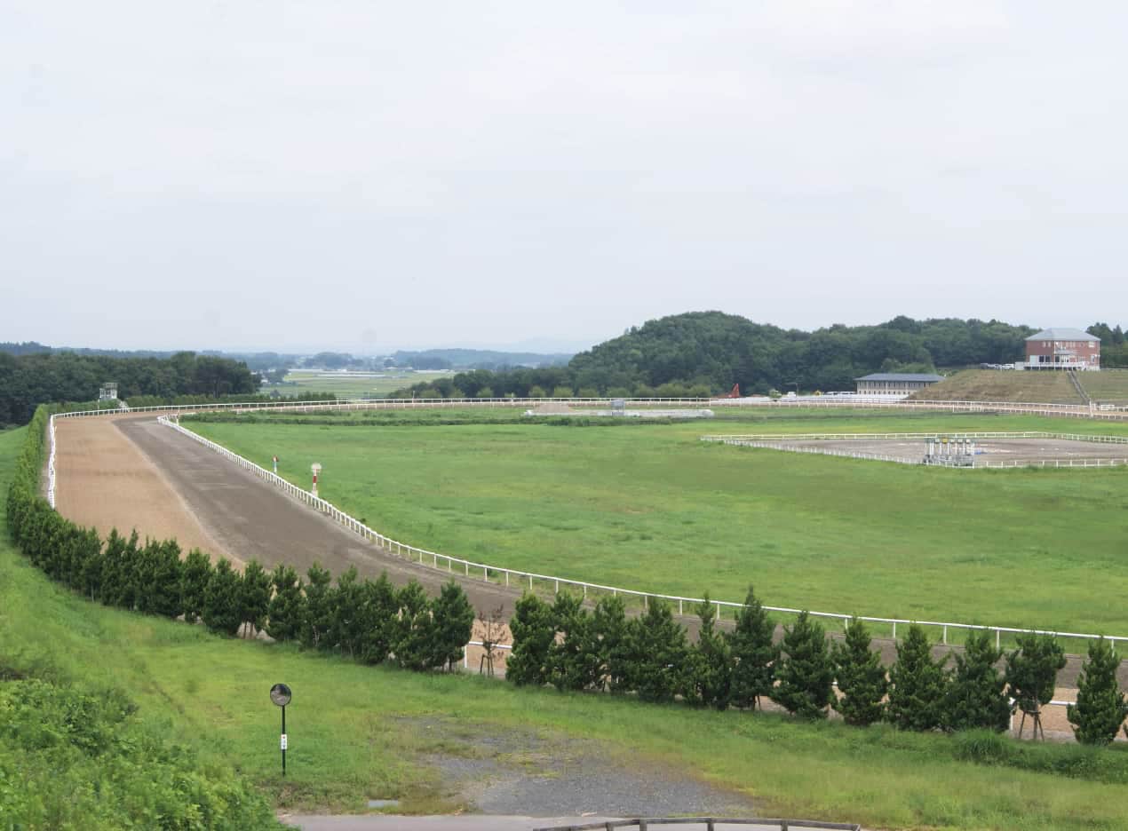屋外1200m周回コース